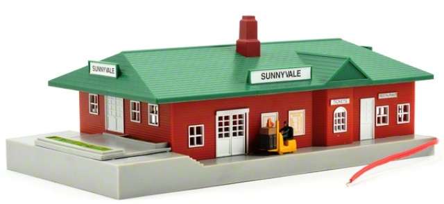 HO - Passenger Station With Lights.