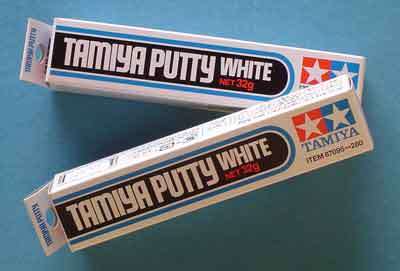 Putty (White) - Tube 32g by Tamiya.