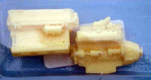 Diesel Engines - 1 x Truck Engine & 1 x Tank Engine - Scale 1/35 By Scenics.