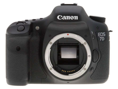 18 Megapixels Canon EOS 7D 18MP PROFESSIONAL Digital SLR Camera (BODY)