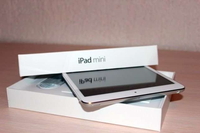APPLE IPAD MINI 2 | 16GB | WiFi  | CELLULAR | WHITE/SILVER | ME814HC/A  *** RETINA DISPLAY **