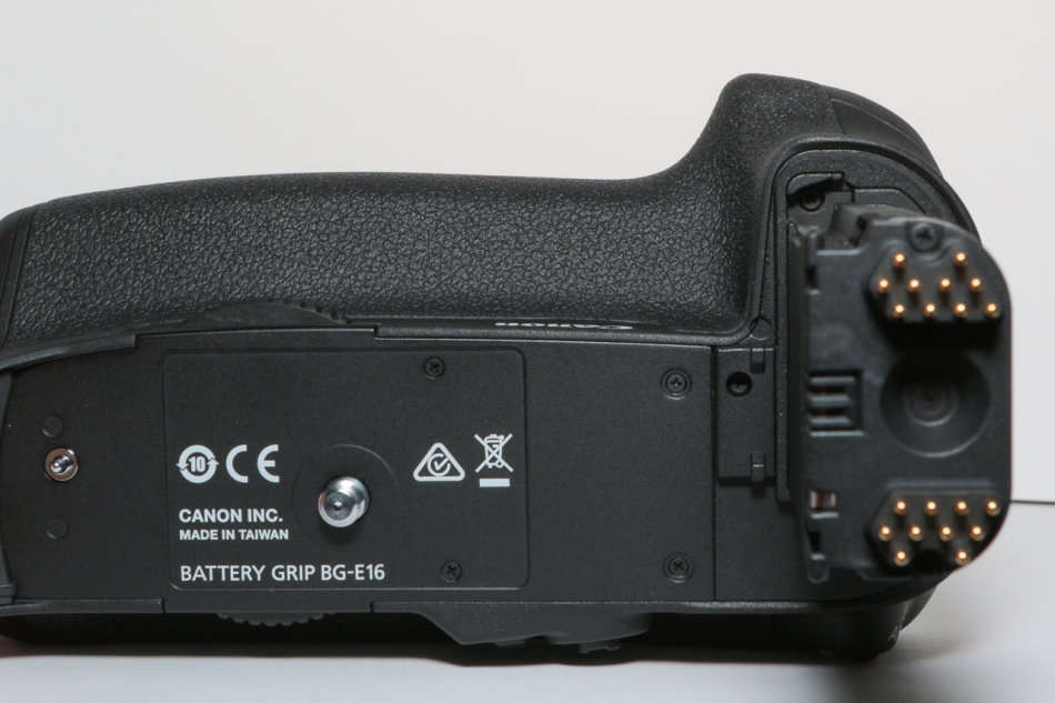 Canon BG-E16 Battery Grip for EOS 7D Mark II (ORIGINAL CANON)