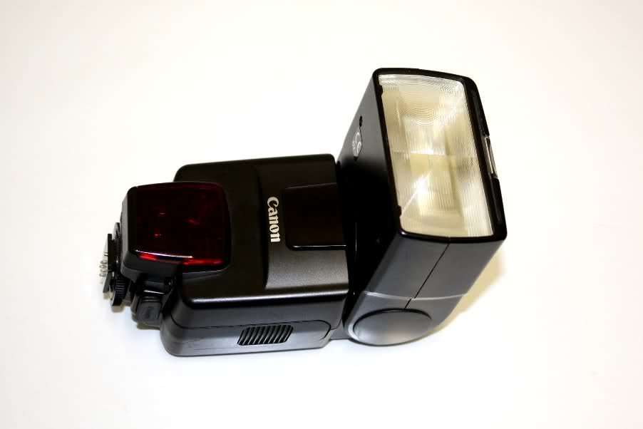 Canon Speedlite 550EX Flash for Canon EOS SLR Cameras