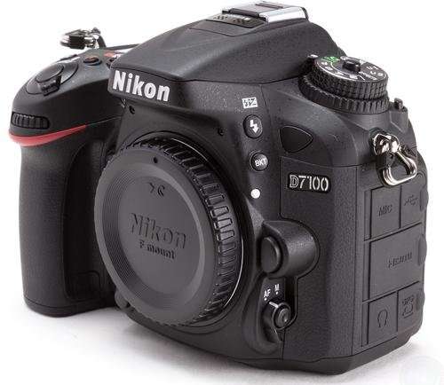 NIKON D7100 DSLR CAMERA Body 24 Megapixels DX PROFESSIONAL DSLR BODY
