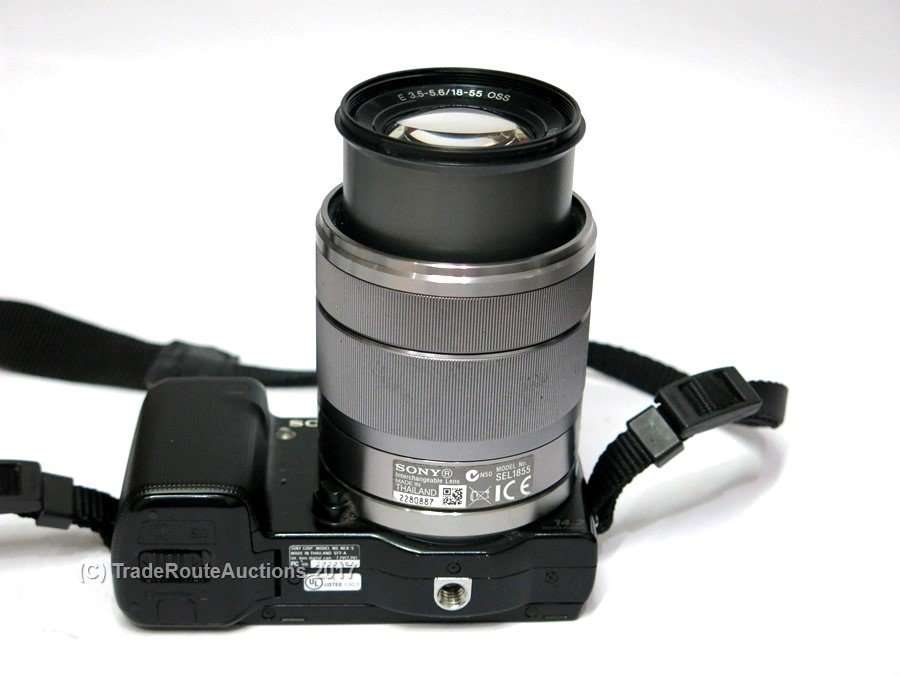 SONY NEX-5 14.2MP with 16mm F2.8 Lens E-MOUNT Digital Camera Kit