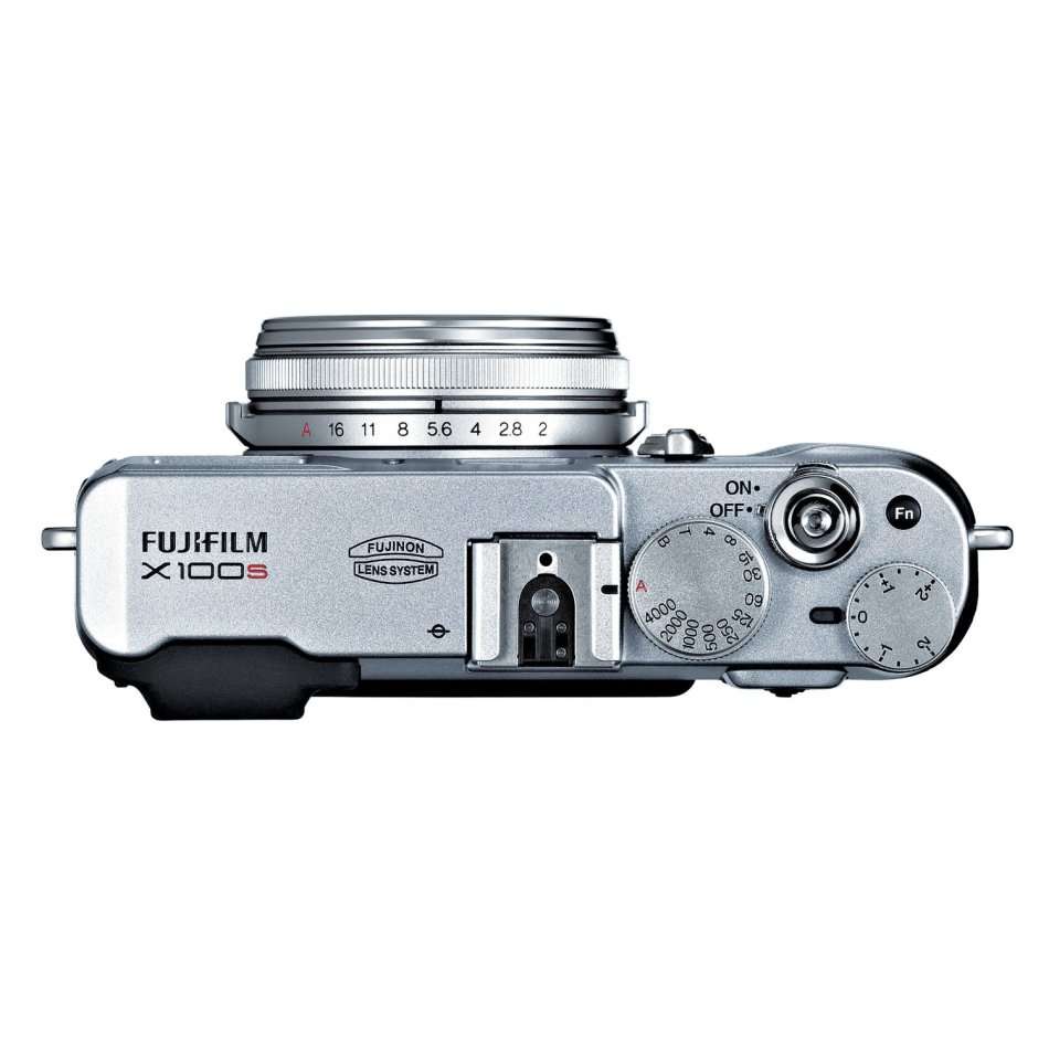 Fujifilm X100S 16 MP Digital Camera with 23mm f/2 Fujinon Lens and 2.8-Inch LCD