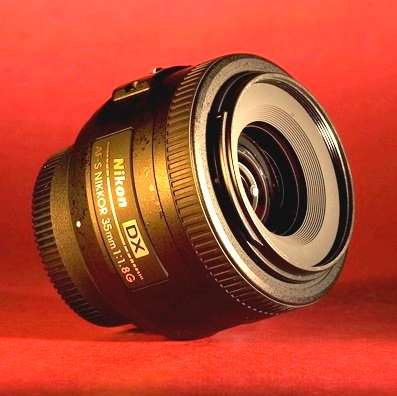 Nikon AF NIKKOR DX 35mm f/1.8G LENS for Nikon DSLR Cameras