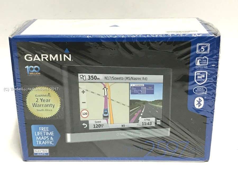 Garmin nuvi 2597LMT 5-Inch Portable Bluetooth Vehicle GPS with Lifetime Maps and Traffic
