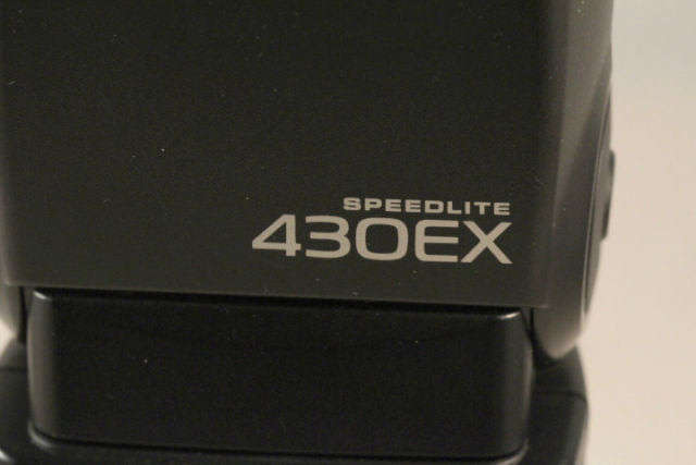 Canon Speedlite 430EX Flash for Canon EOS DIGITAL SLR Cameras *** BARGAIN ** Fits all CANON DSLRs