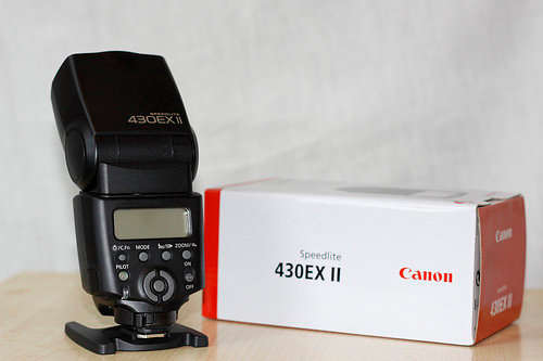 BRAND NEW | Canon Speedlite 430EX II Flash for Canon EOS DIGITAL SLR Cameras *** BARGAIN **