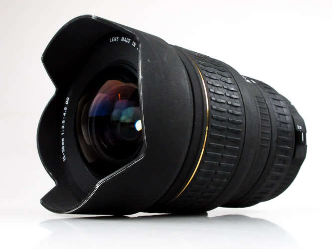 SIGMA SD14 DIGITAL SLR CAMERA PROFESSIONAL WITH LENS - 14 MP - Sigma 15-30mm f/3.5-4.5 EX DG