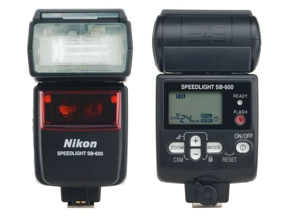 Nikon SB-600 Speedlight Flash for Nikon DSLR Cameras