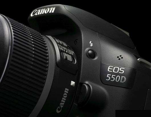 18 Megapixels - Canon EOS 550D Digital SLR camera FULL HD  with Canon 18-55MM IS LENS