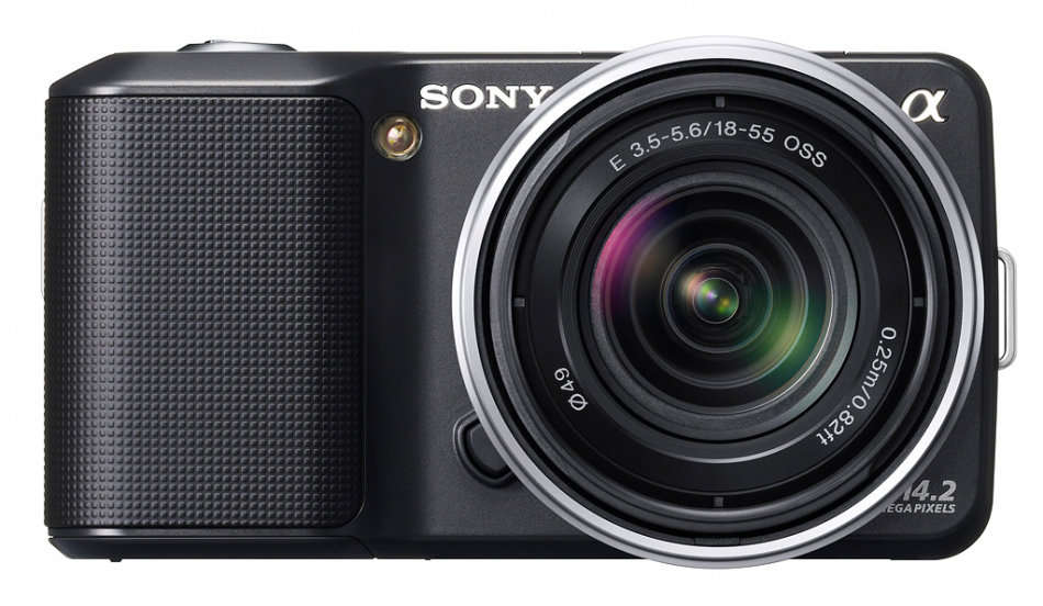 SONY NEX-3 14.2MP with 18-55mm Lens Optical Steady Shot E-MOUNT Digital Camera Kit - Grab a bargain