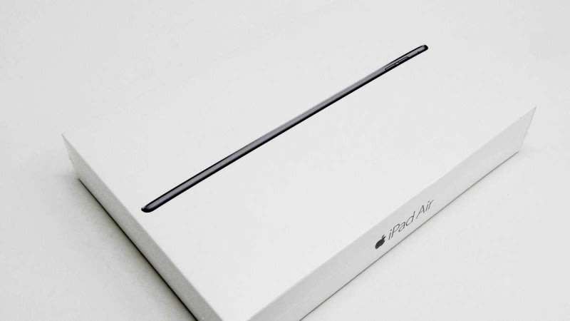 BOXED- IPAD AIR 2 | MGWM2HC/A | 128GB | CELLULAR 4G + WiFi  | SILVER ** RETINA DISPLAY ** 9.7" TOUCH