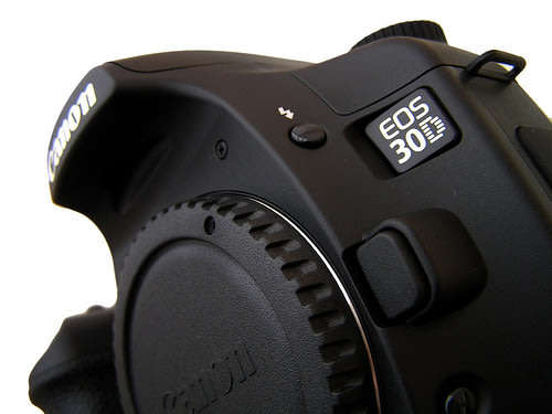 Canon EOS 30D Digital SLR CAMERA BODY ONLY