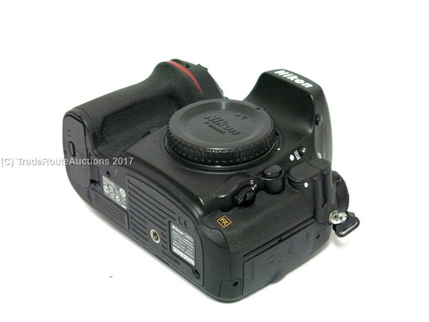 Nikon D800E 36.3MP DSLR Camera Body Only, FX Full Frame F-Mount, D800 E Low Shutter Count : < 9K