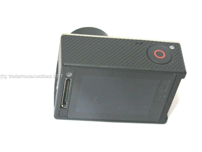 GoPro Hero4 SILVER CHDHY-401 | Built in Touch LCD Display | Wi-Fi | Comes with Casing