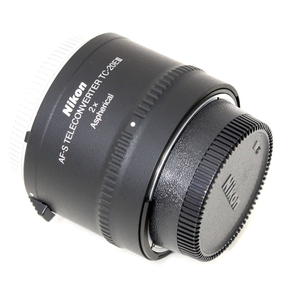 Nikon TC-20E III AF-S  2.0X Teleconverter for Nikon Digital SLR Cameras