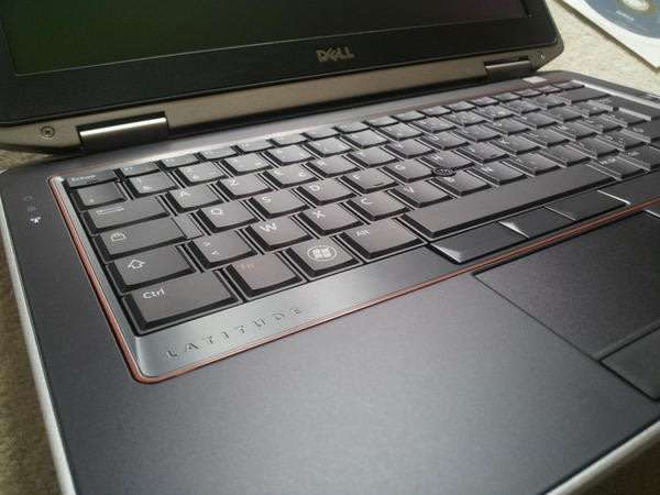 DELL LATITUDE E6320 | CORE i5 2520M @ 2.50GHz | 4GB RAM | 500GB HDD | HDMI | LAPTOP