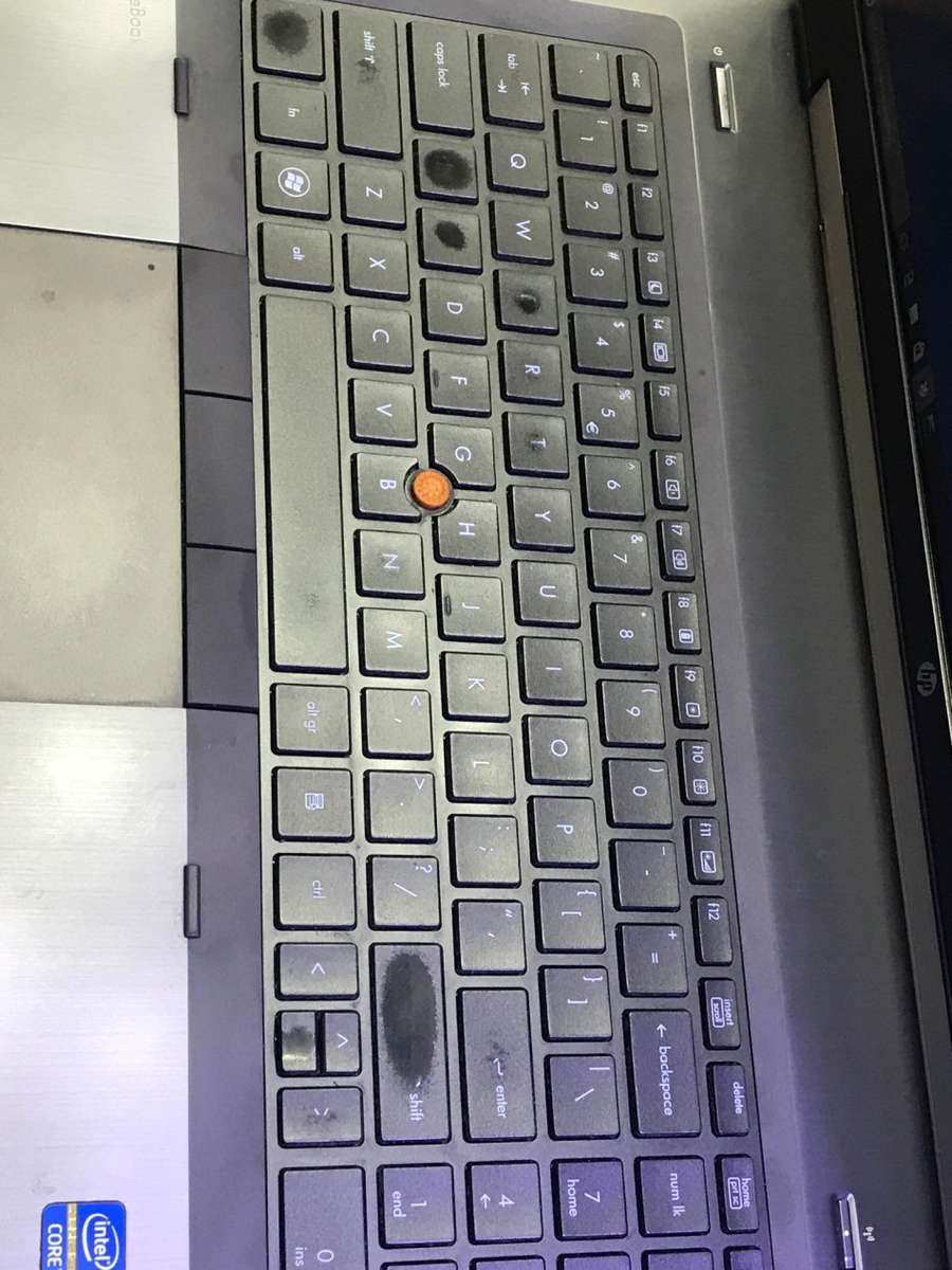 HP ELITEBOOK 8760W | CORE i7 2630QM 2.0GHZ | 8GB DDR3 RAM | 500GB HDD | 17" LAPTOP - KEYBOARD FADED