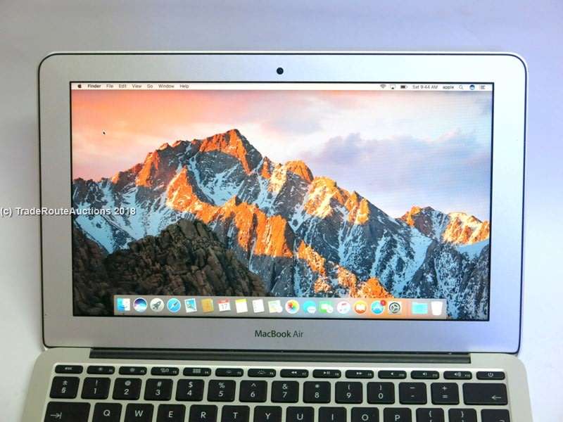 MacBook Air 11.6-inch | Core i5 1.3GHz | 4GB DDR3 RAM | 128GB SSD FLASH - Macbook Air