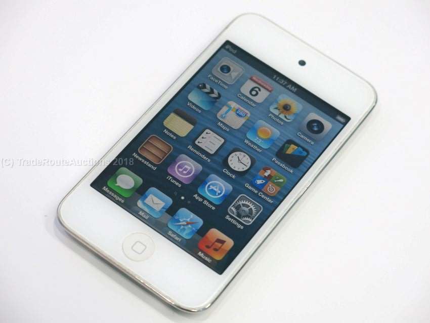 Apple iPod Touch 4th Generation White | 8GB Retina Display | MD057BT/A | A1367