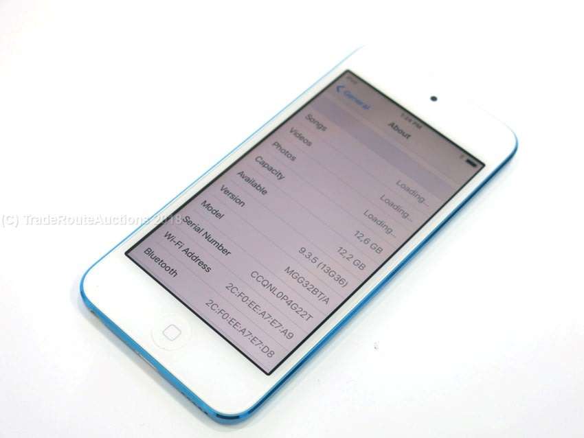 Apple iPod Touch | WHITE/BLUE | 16GB | 5th Generation | A1421 | MGG32BT/A | RETINA DISPLAY