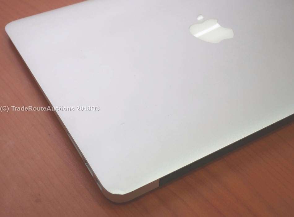 Apple MacBook Air 13.3-inch | Core i5 1.4GHz | 4GB RAM | 128GB SSD FLASH  **  EARLY 2014 ***