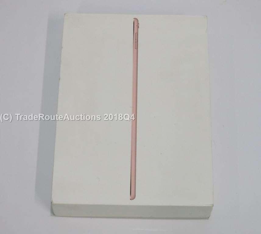 Apple iPad Pro (9.7") 128GB Rose Gold Wi-Fi MM192LL/A - (BOXED)