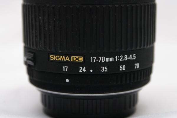 SIGMA DC 17-70mm 1:2.8-4.5 LENS for CANON DIGITAL SLR CAMERAS