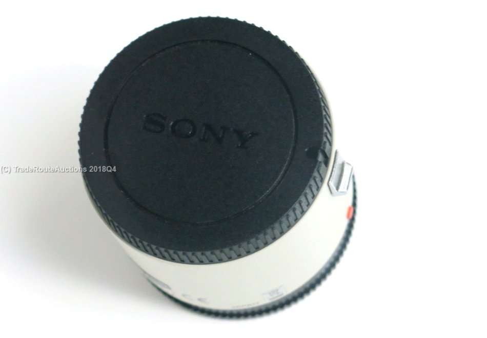 SONY 2X TELECONVERTER - MODEL SAL20TC ( EXTENDER )