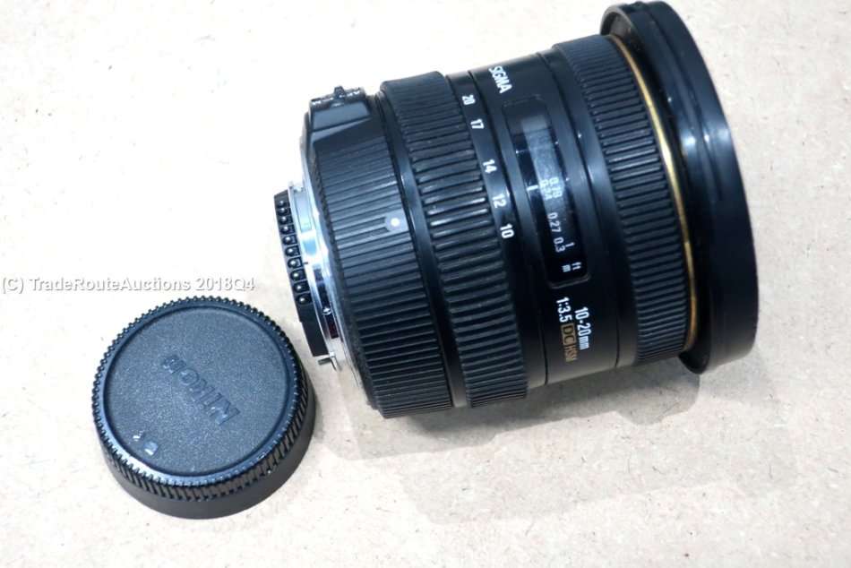 Sigma 10-20mm f/1:3.5 EX DC HSM Lens for NIKON Digital SLR Cameras - WIDE ANGLE