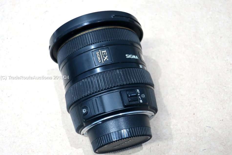Sigma 10-20mm f/1:3.5 EX DC HSM Lens for NIKON Digital SLR Cameras - WIDE ANGLE