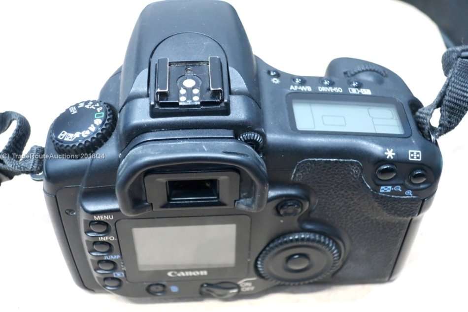 Canon EOS 20D DSLR camera BODY ONLY