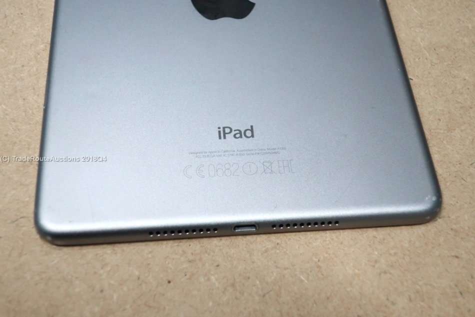 APPLE IPAD MINI 4 | 16GB | WiFi & CELLULAR | SPACE GREY RETINA DISPLAY MK6Y2HC/A | 7.9 inch Tablet