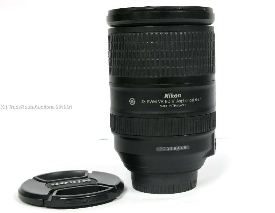 Nikon AF-S dx nikkor 18-300mm f/3.5-5.6G ED VR ii Lens for Nikon Digital SLR Cameras