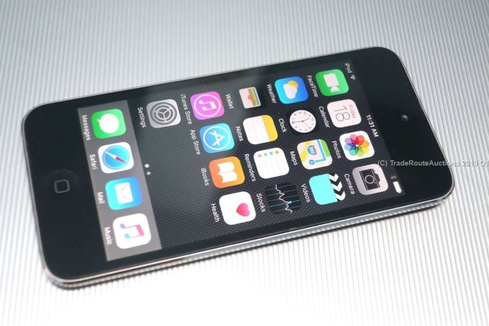 Apple iPod Touch | SPACE GREY | 32GB | 5th Generation | A1421 | ME978BT/A | RETINA DISPLAY