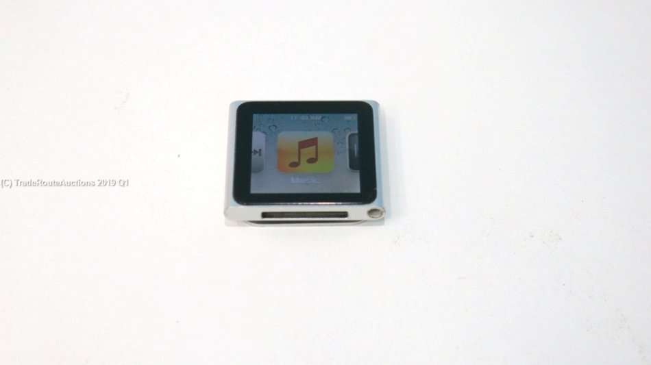 Apple iPod nano 6th Generation (8GB) (SILVER) MC525