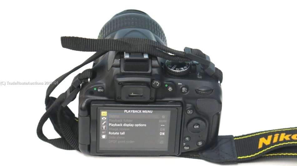 [ 24.1 MEGAPIXELS ] NIKON D5200 DSLR CAMERA +  18-55MM NIKKOR VR LENS PROFESSIONAL KIT