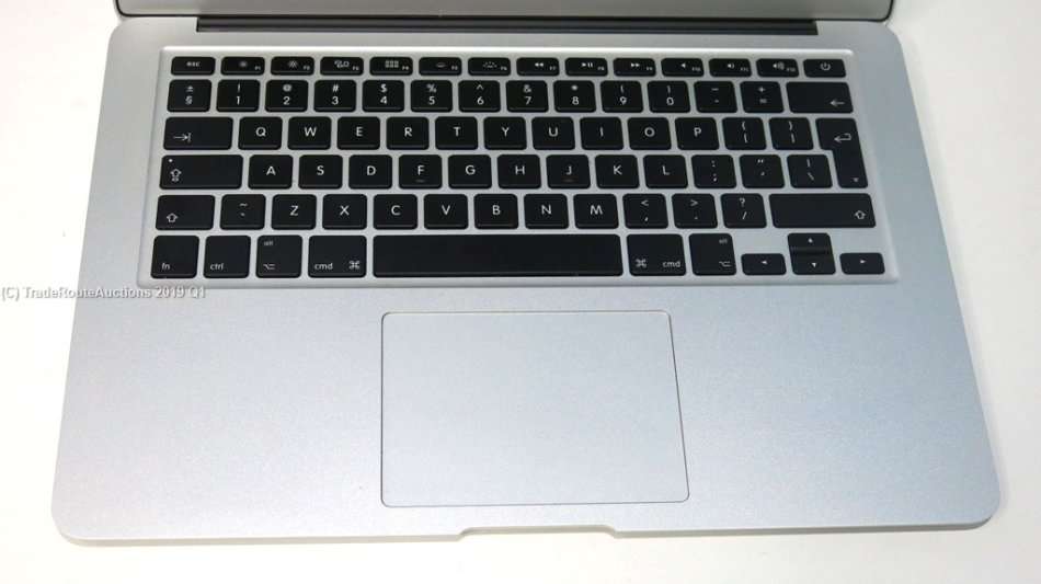 MacBook Air 13.3-inch | Core i5 1.8GHz | 8GB RAM | 128GB SSD MACBOOK AIR 13 INCH 2017 MODEL