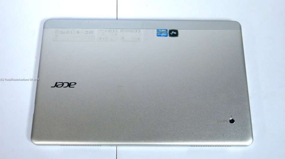 Acer Iconia W701P i5-3337U 11.6" Full HD Touch Tablet with Keyboard