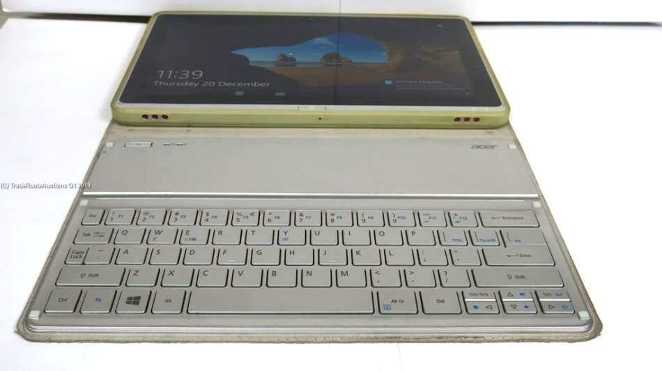 Acer Iconia W701P i5-3337U 11.6" Full HD Touch Tablet with Keyboard