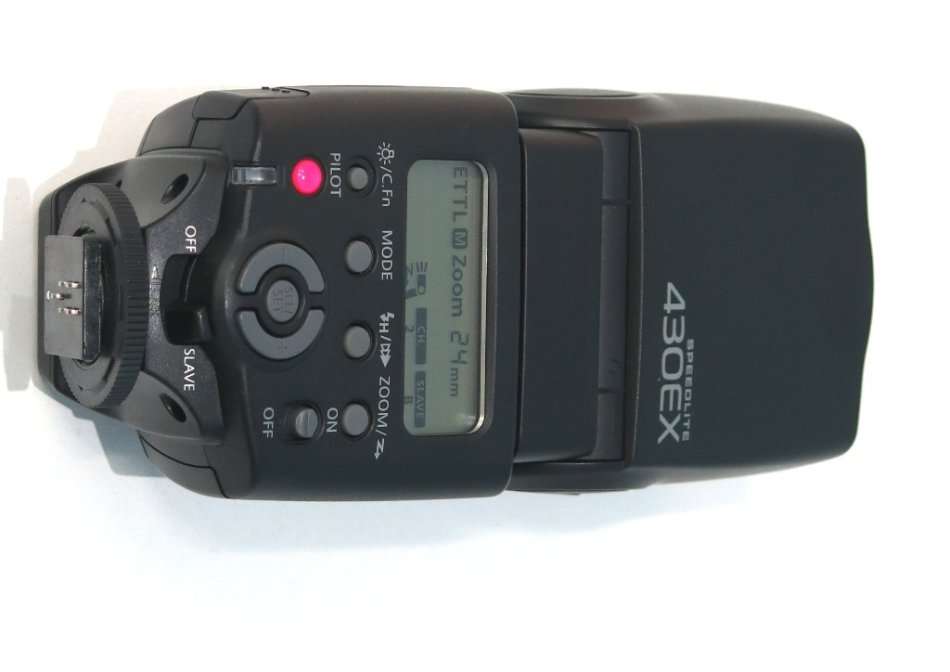 Canon Speedlite 430EX Flash for Canon EOS DIGITAL SLR Cameras *** BARGAIN ** Fits all CANON DSLRs