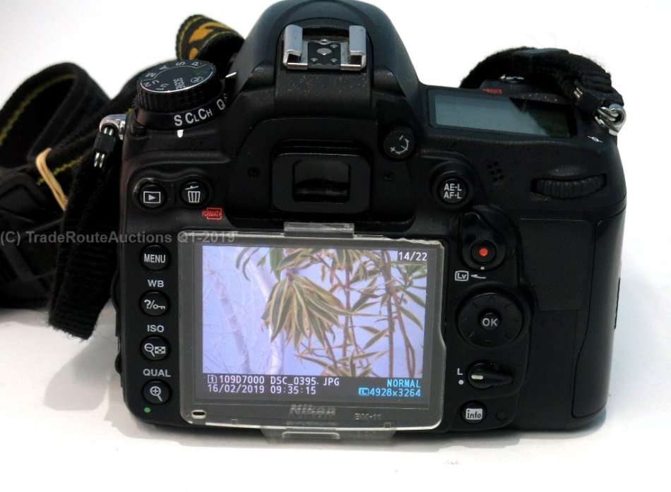 NIKON D7000 DSLR CAMERA Body (ONLY) 16.2 Megapixels