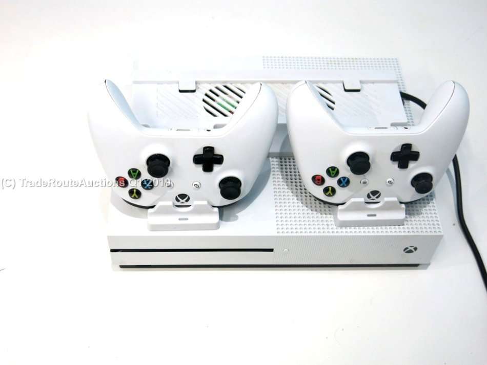 Microsoft Xbox One S 500GB Console (WHITE) Model 1681 + 2 Controllers (WHITE)