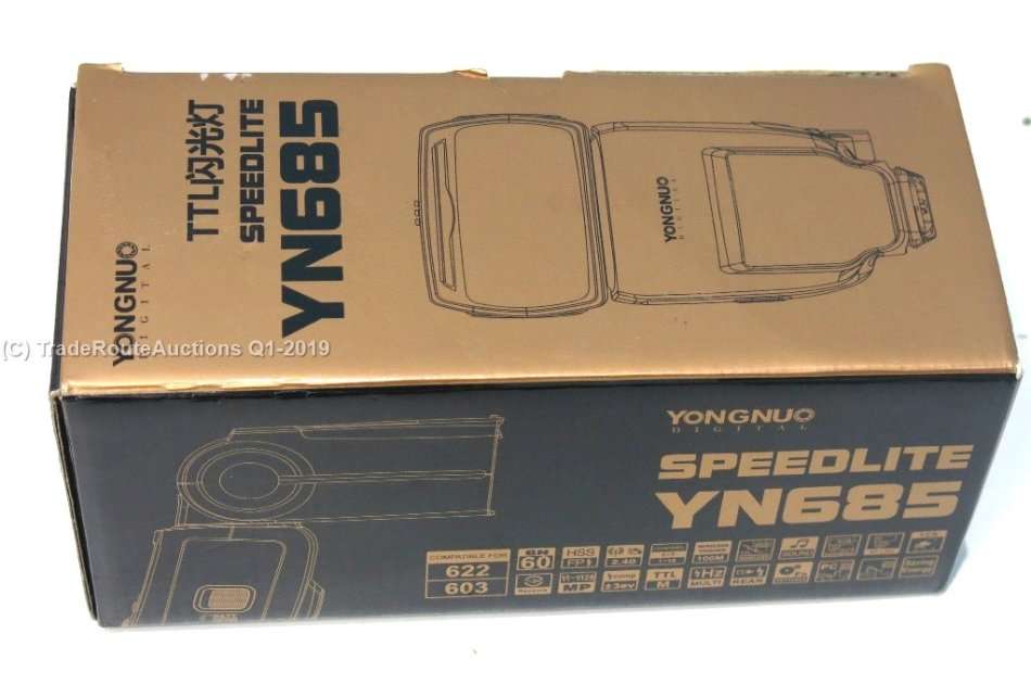 BOXED - Yongnuo YN-685 TTL HSS Speedlight Flash for CANON