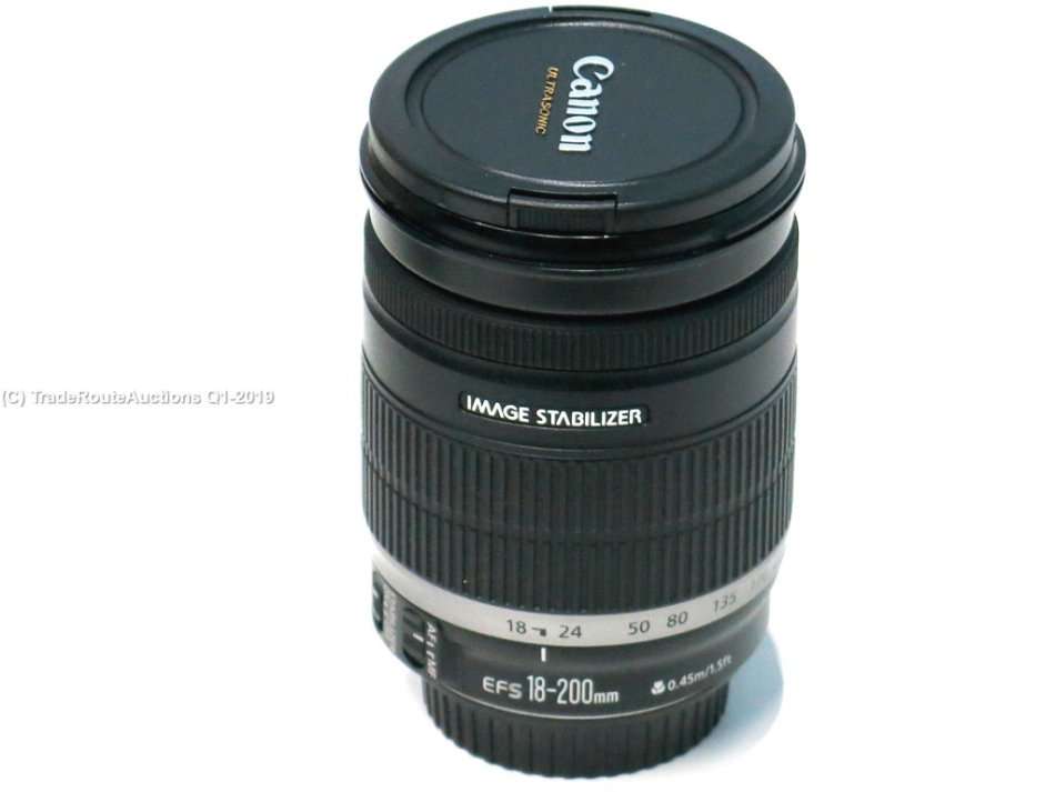 Canon EF-S 18-200mm f/3.5-5.6 IS EF-s LENS for CANON DSLR Cameras - Dust inside
