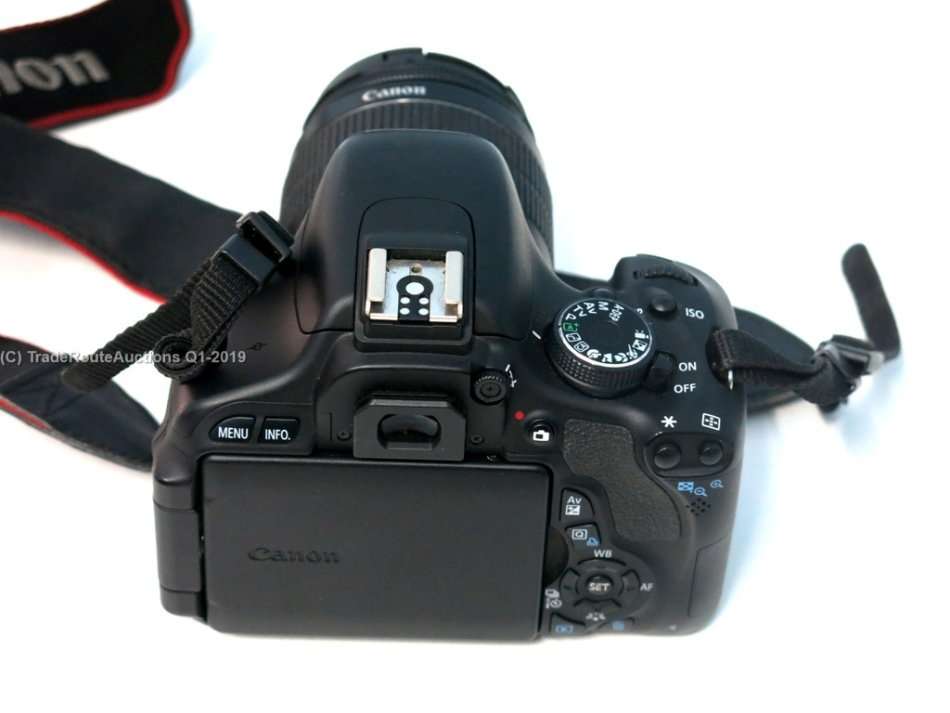 Canon EOS 600D DSLR CAMERA with Canon 18-55 Lens Professional Camera Kit