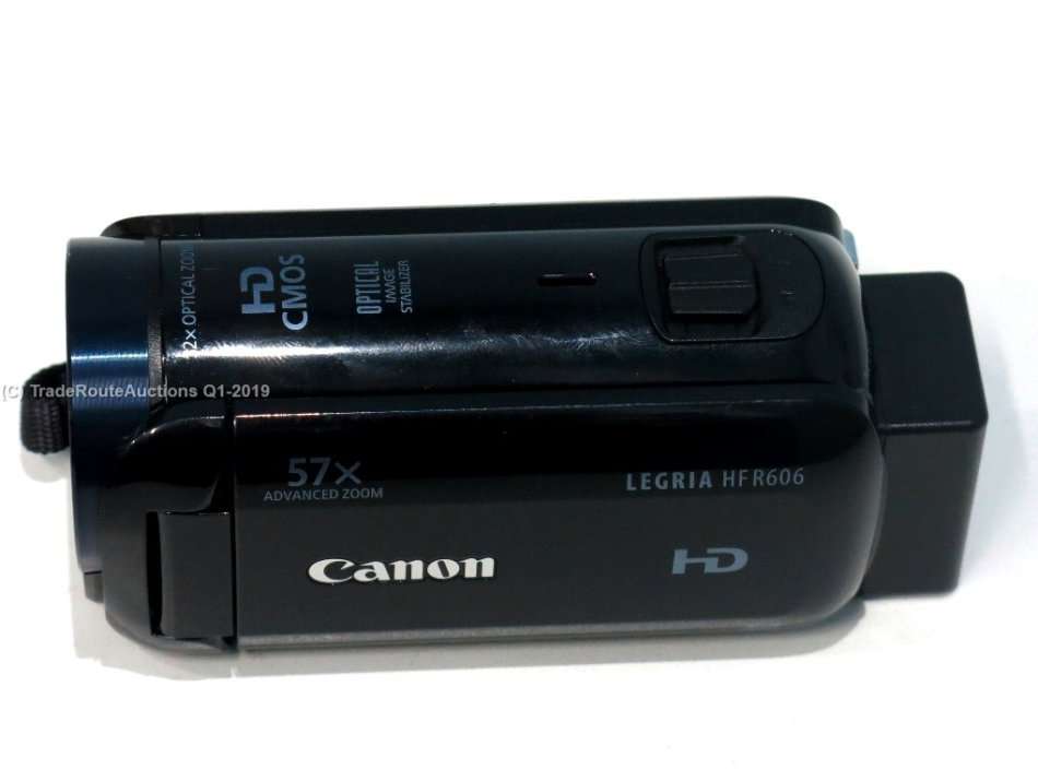 Canon LEGRIA HF R606 Camcorder - High Definition - 3.28Mp 32x optical zoom